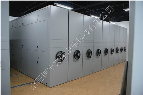 博物館密集架在使用時(shí)所需要注意的事項(xiàng)有哪些