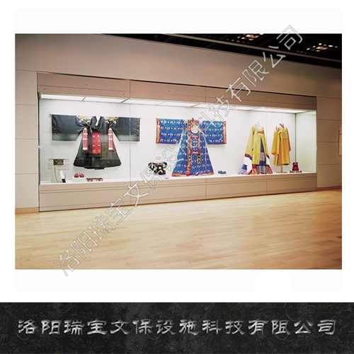 文物展示柜的光線亮度問題如何控制
